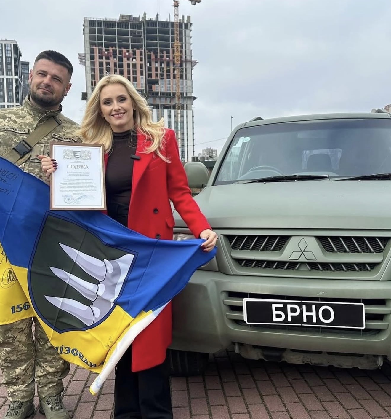 Handover of a Mitsubishi to a Ukrainian soldier